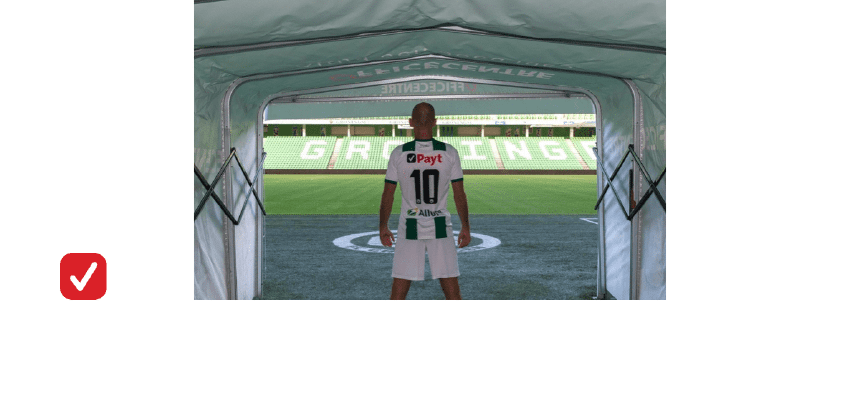 Picture of Robben in his FC Groningen shirt at the soccer field